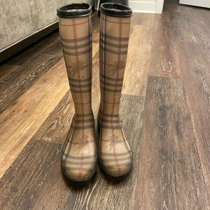 Burberry Rainboots